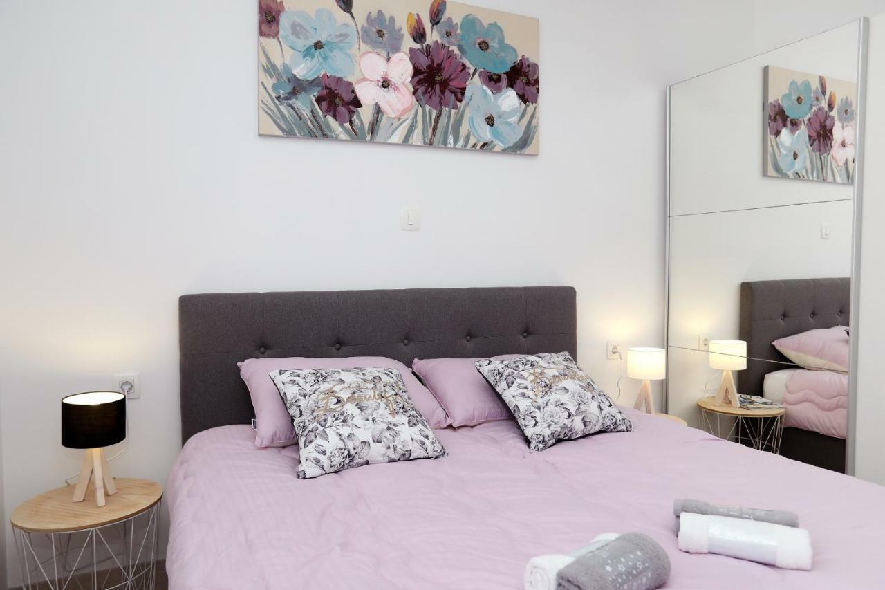 Apartment Little Marijeta Trogir Dış mekan fotoğraf