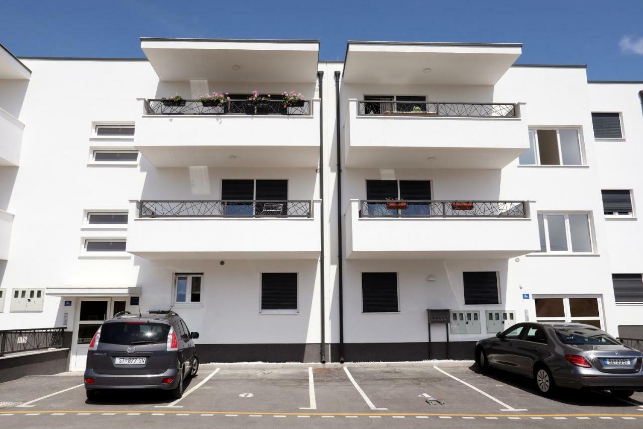 Apartment Little Marijeta Trogir Dış mekan fotoğraf