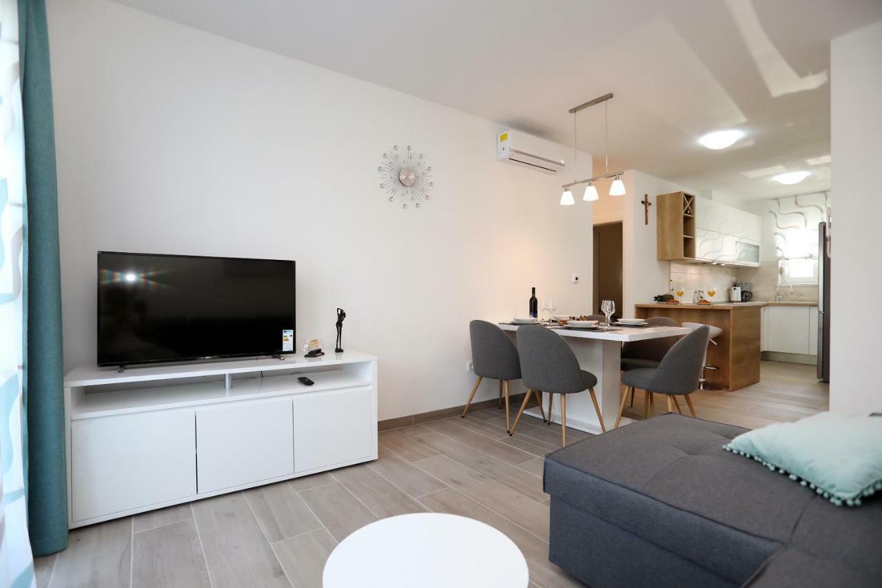 Apartment Little Marijeta Trogir Dış mekan fotoğraf
