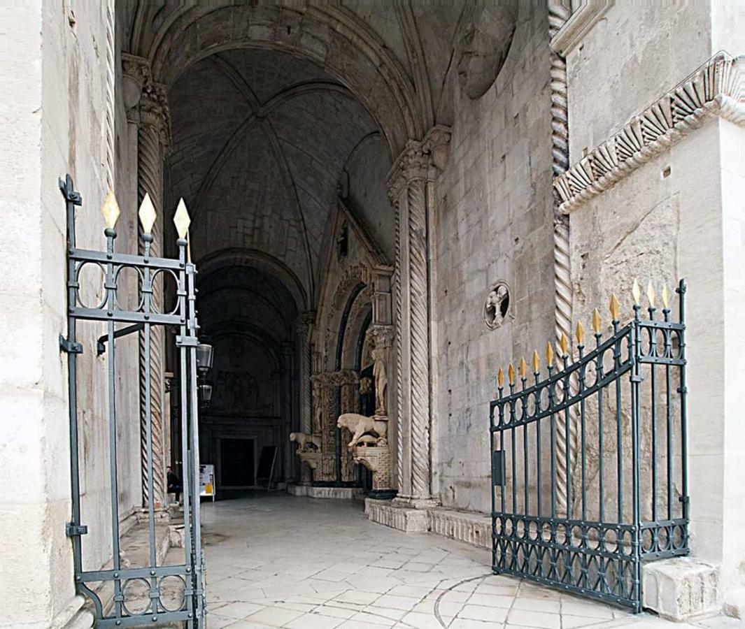Apartment Little Marijeta Trogir Dış mekan fotoğraf
